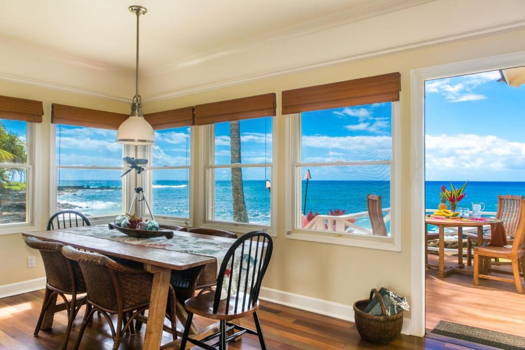 Poipu House | 2br Oceanfront Cottage in Poipu- Alekona Kauai