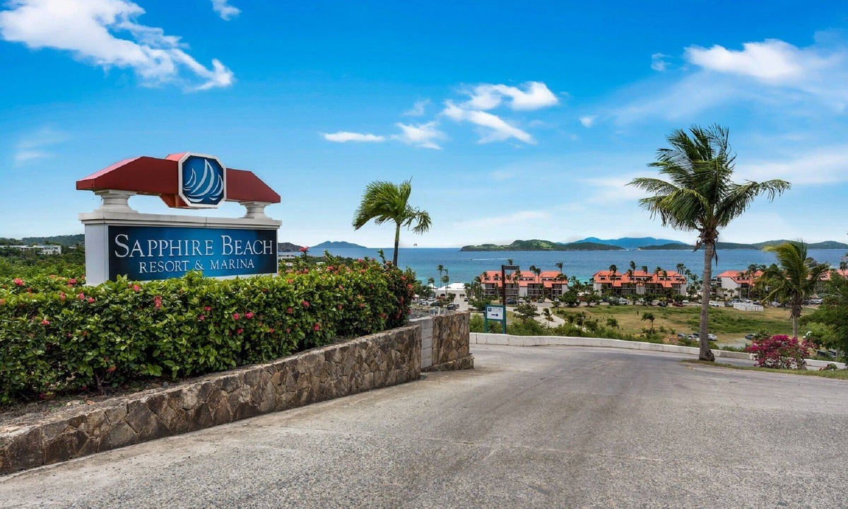 Red Hook Condo | Beach Front Villa with Down Island View - Priceless!