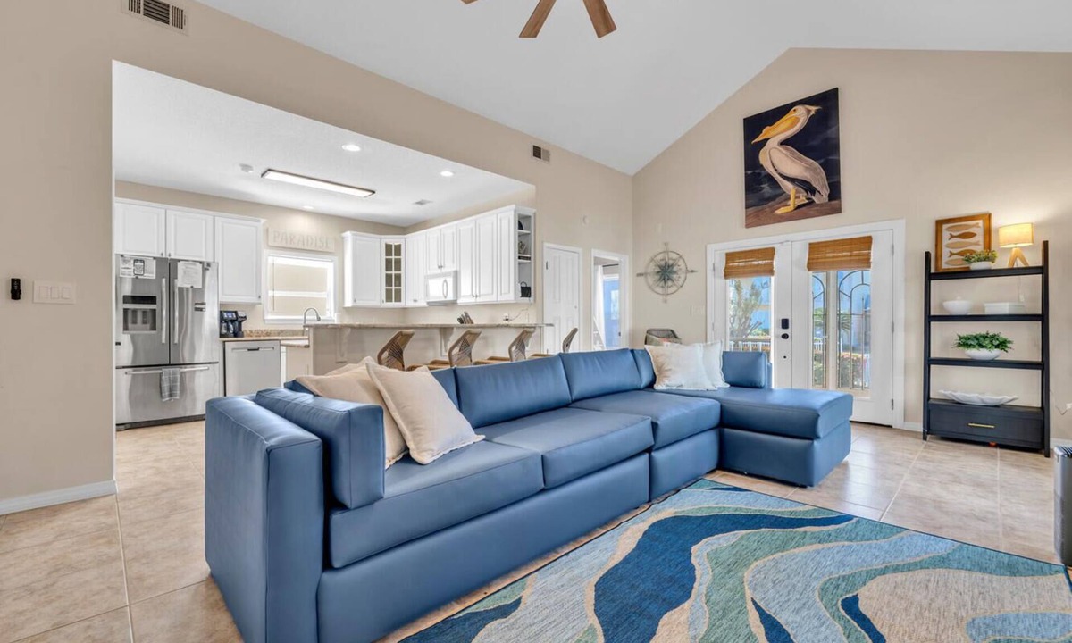 Crystal Shores House | Charming Destin Home | Yard, Pool & Beach Access