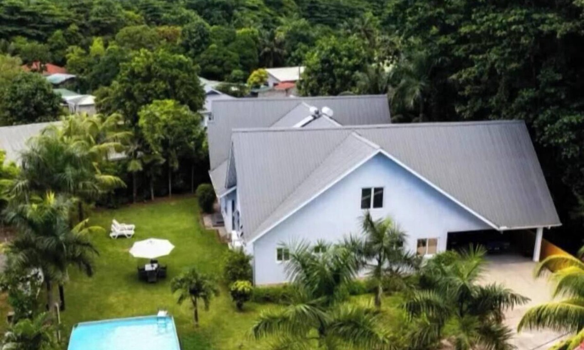 Anse Kerlan House | Family friendly house with spacious areas, with absolute tranquility to unwind