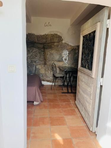 Village of Castellet Apartment | Medieval Studio St Eloi