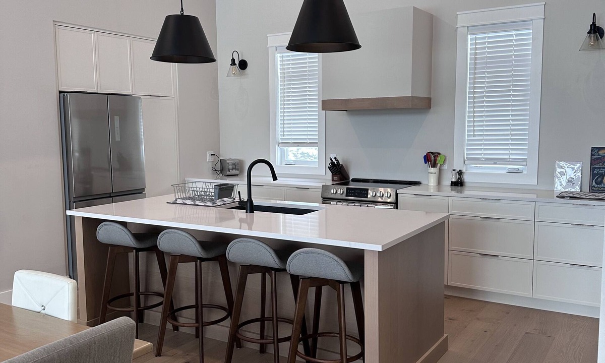 Clinton Cottage | Modern PEI Cottage - Beautiful Sunsets