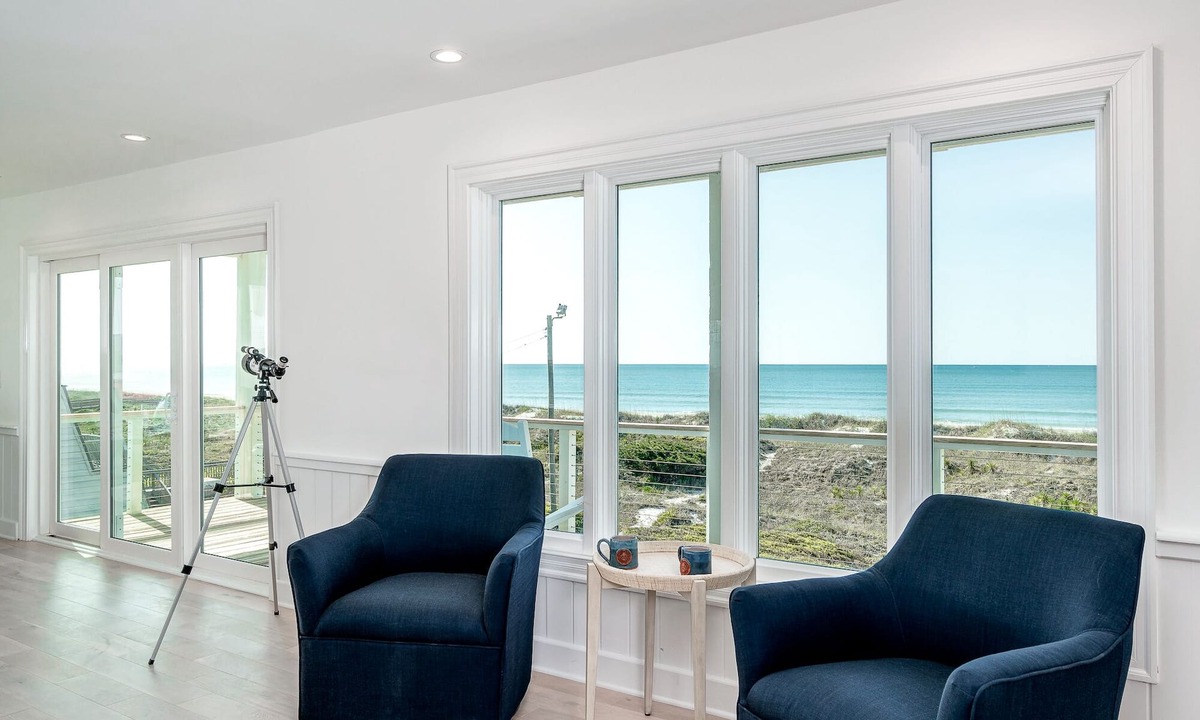 Atlantic Beach House | Oceanfront 7 BR, private beach access, 3 levels of beachfront decks