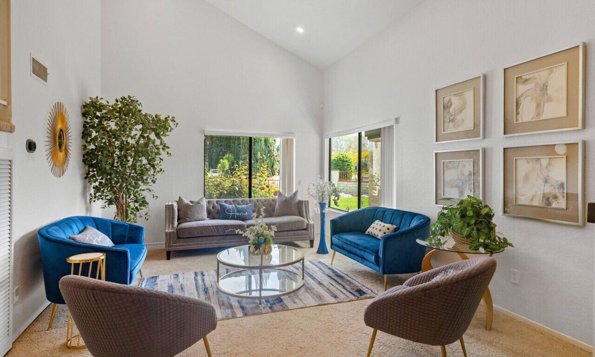 South Redlands Villa | Peaceful Private Retreat In The Heart Of Town!