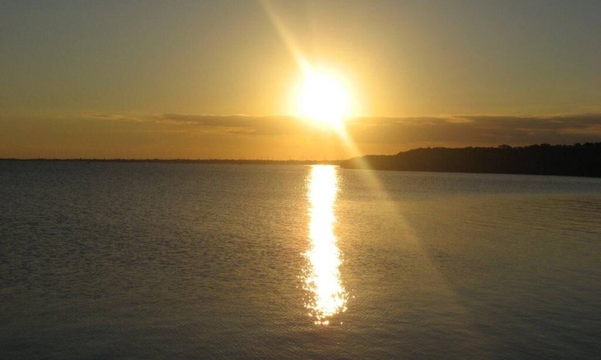 Rock Harbor Condo | Penthouse Apartment Sunsets in Key Largo, Kawama Yacht Club Tower