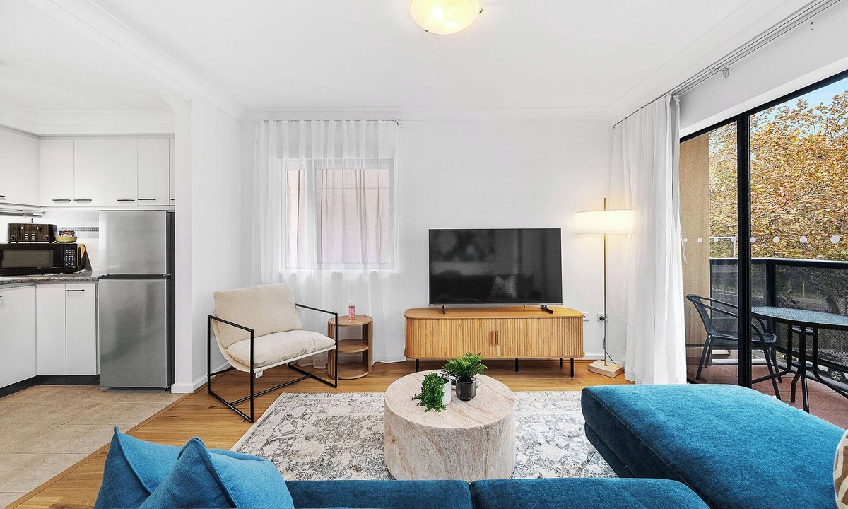 Perth Central Business District Apartment | Urban Escape 2BR Wifi Parking