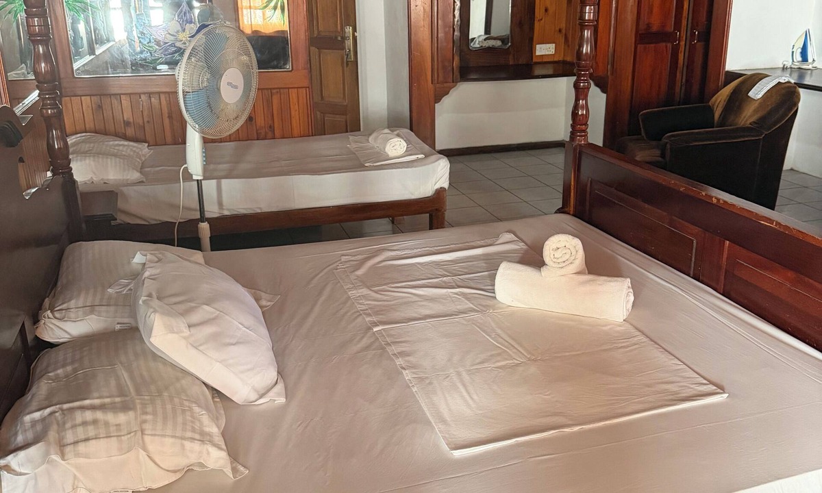Grand Anse Apartment | Villa Favorita Apartments