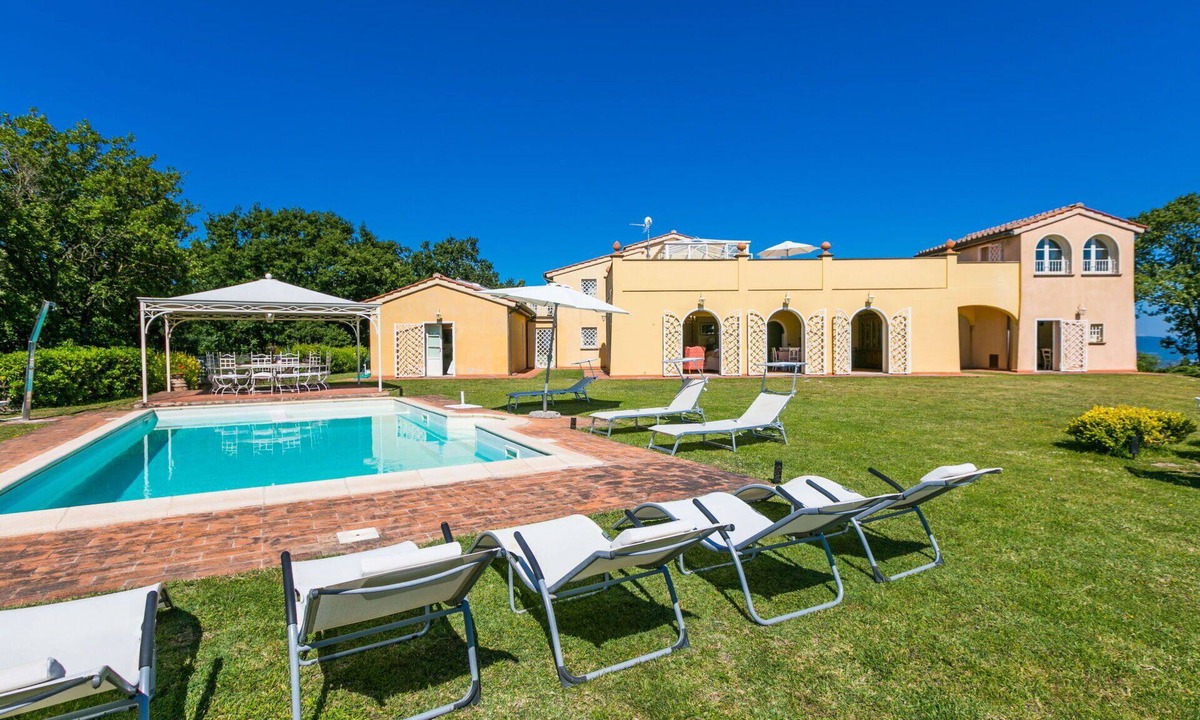 Bibbona Villa | Wonderful private villa with private pool, WIFI, A/C, TV, patio, pets allowed and panoramic view
