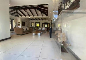 Eden Island Luxury Villa 235
