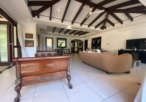 Eden Island Luxury Villa 235