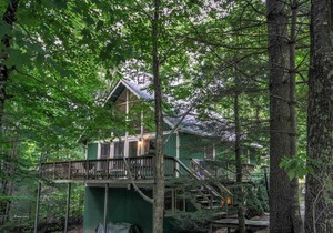 Peaceful Chalet Close to Skiing in Beech Mountain