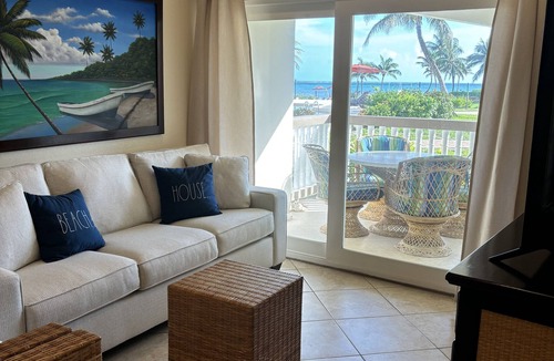 San Pedro Condo | 5 Star Beach Front Luxury Resort Grand Caribe 1st Floor- Kayaks & Paddleboards!