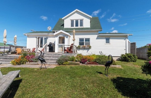North Rustico House | Bayfront Haven in beautiful North Rustico PEI