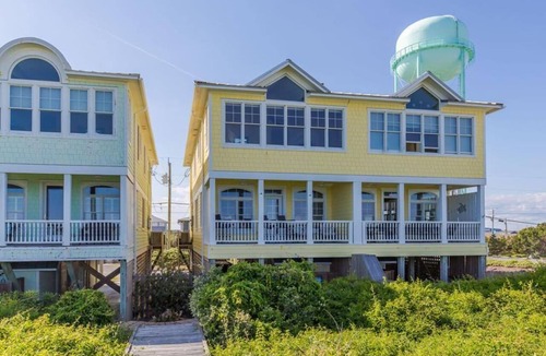 Topsail Beach Condo | Beach Therapy - Oceanfront! 4 BR/3 BA Enjoy the views from Master Bedroom!