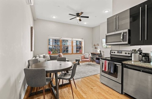Gayborhood Apartment | Beautiful 1BD With Balcony Hosted By StayRafa - 2F