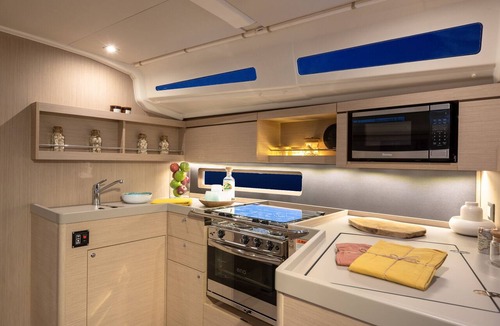 English Harbour Boat Rental | Caribbean Dream: Sun-Soaked Sailing Adventure from Antigua and Barbuda