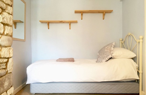 Northleach Cottage | Cosy cottage in the beautiful market town of Northleach