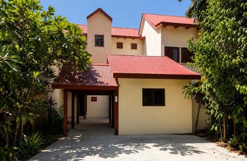 Eden Island Villa | Eden Island Deluxe Villa by Olala Homes