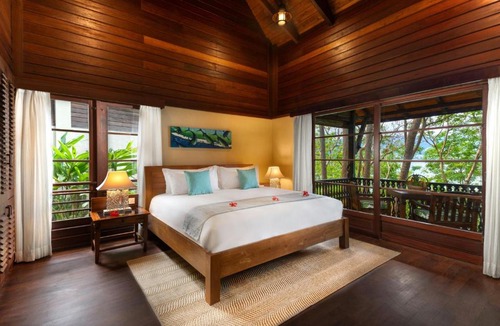 Round Island Hotel | Enchanted Island Resort