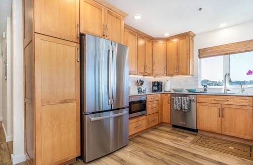 Newport Condo | Experience Nature's Spectacle from the Front Row!