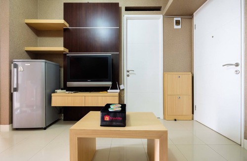 Jatinegara Apartment | Homely 2 Bedroom at Bassura City Apartment By Travelio
