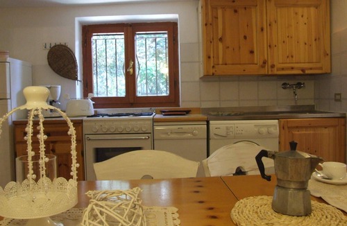 Marina di Castagneto Carducci Apartment | Camelia 2+2 - One Bedroom Apartment, Sleeps 4