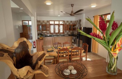 Beau Vallon House | LA BELLE RESIDENCE