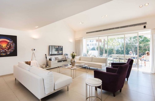 Herzliya Pituach Villa | Luxury Ocean Villa with Heated Pool