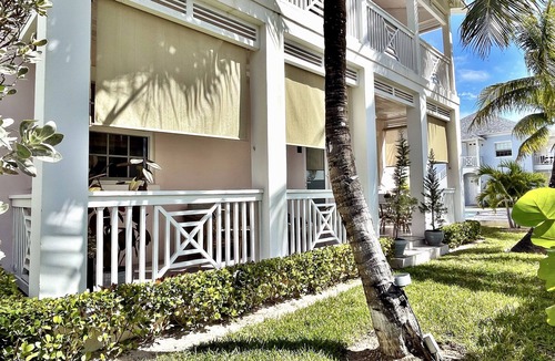 Palm Cay Villa | Palm Cay Resort Collection – Signature Poolfront Villa with Resort-Style Living