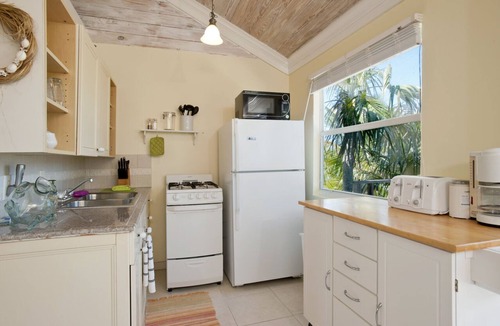 Double Bay House | Private Beachfront Estate w/Heated Pool on Pink Sand Beach