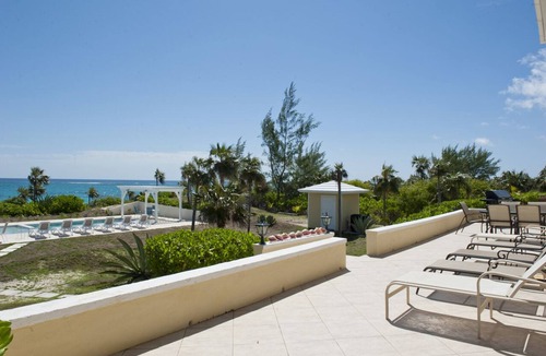 Double Bay House | Private Beachfront Estate w/Heated Pool on Pink Sand Beach