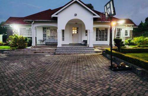 Rodi Kopany Villa | R&B Retreat house in Rodi Kopany - Homabay County, Kenya, Africa