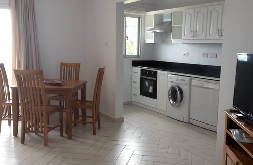 Mahe Island Apartment | Seychelles Exclusives: Monthly Rental for a Total Escape"