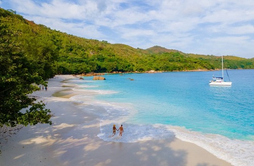 Praslin Island Boat Rental | Seychelles Sun-Soaked Sailing: A Pristine Beach Experience from Praslin