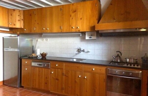 Lagoa House | Spacious, generously furnished house in a row of ancient fishermen’s houses