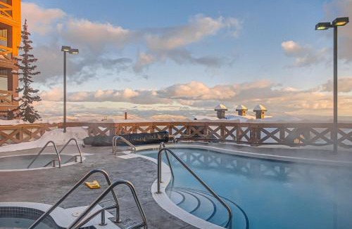 Big White Ski Resort Apartment | Stonegate Resort Unit C106