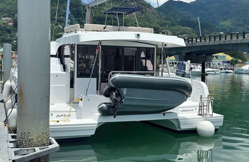 Mahe Island Boat Rental | Sun-Kissed Sailing Adventure in Isla de Mahe, Seychelles
