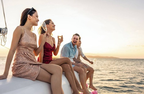 Zig Zag Ward Boat Rental | Sun-Kissed Sailing Adventure in Isla de Mahe, Seychelles