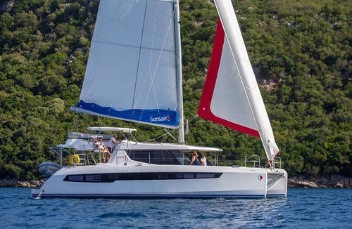 Mahe Island Boat Rental | Sun-Kissed Sailing Adventure in Isla de Mahe, Seychelles
