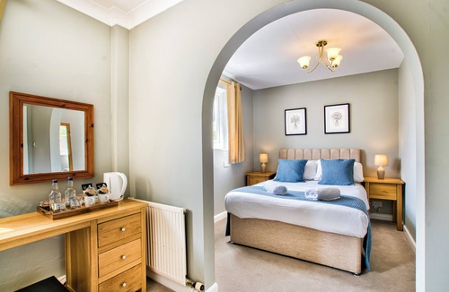 Black Bourton Hotel | The Vines