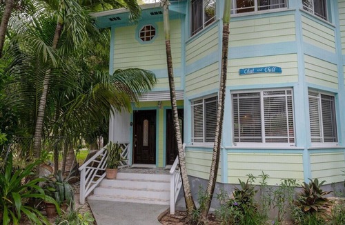 Triana Shores House | Top Floor Condo, Walk to Pink Sands Beach