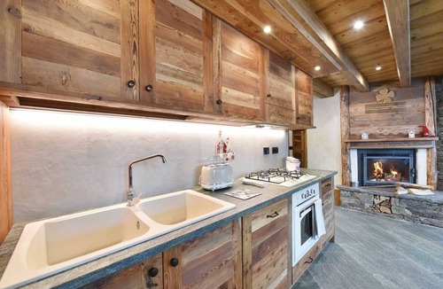 Valtournenche Apartment | TRANQUILLO E ROMANTICO
