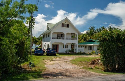 Amitie House | Tropical Beach House