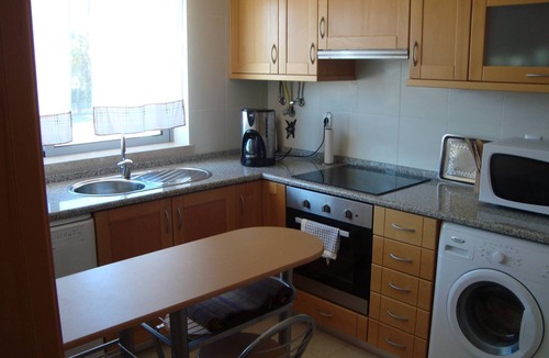 Branqueira House | Vila Branca Albufeira, quiet and AIR-CONDITIONED, ideal for families + children
