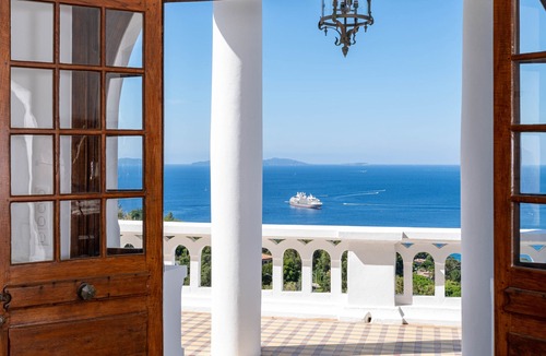 Le Rayol Villa | VILLA AMICITIA, LE RAYOL, FABULOUS SEA VIEW, SHOPS AND BEACH ON FOOT