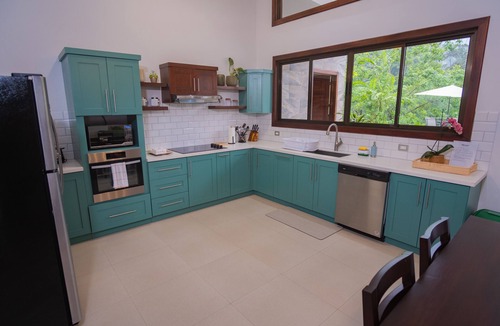 La Fortuna House | Villa Laurel: Located on a livestock farm on the foothills of Arenal Volcano