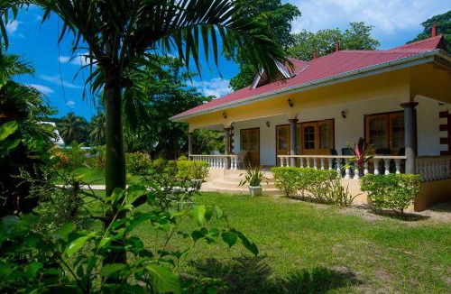 La Passe Apartment | Zerof Self Catering Apartments