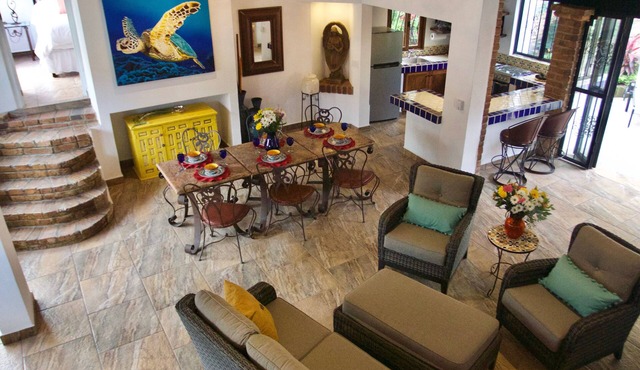 2 BR Casita 3 blocks to the beach in Centro