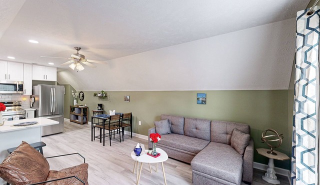 2nd Floor Unit with shared pool, playground, & gym access in Cameron