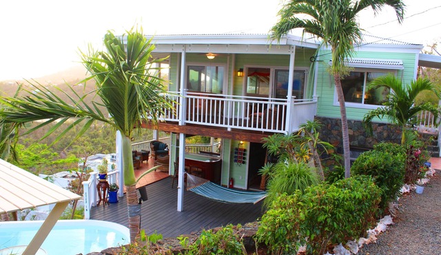 4 bedroom, 4 bathroom. Private Pool, Ocean views. Chocolate Hole, Cruz Bay. in St. John
